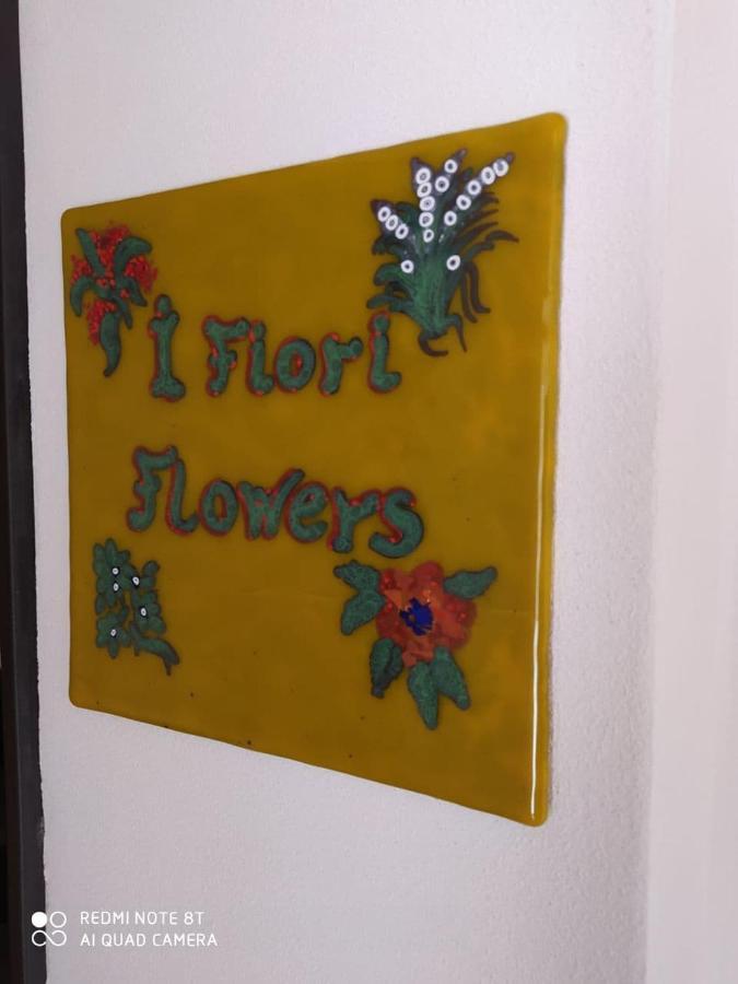 I Fiori Nel Golfo Di Baratti Apartment Ngoại thất bức ảnh